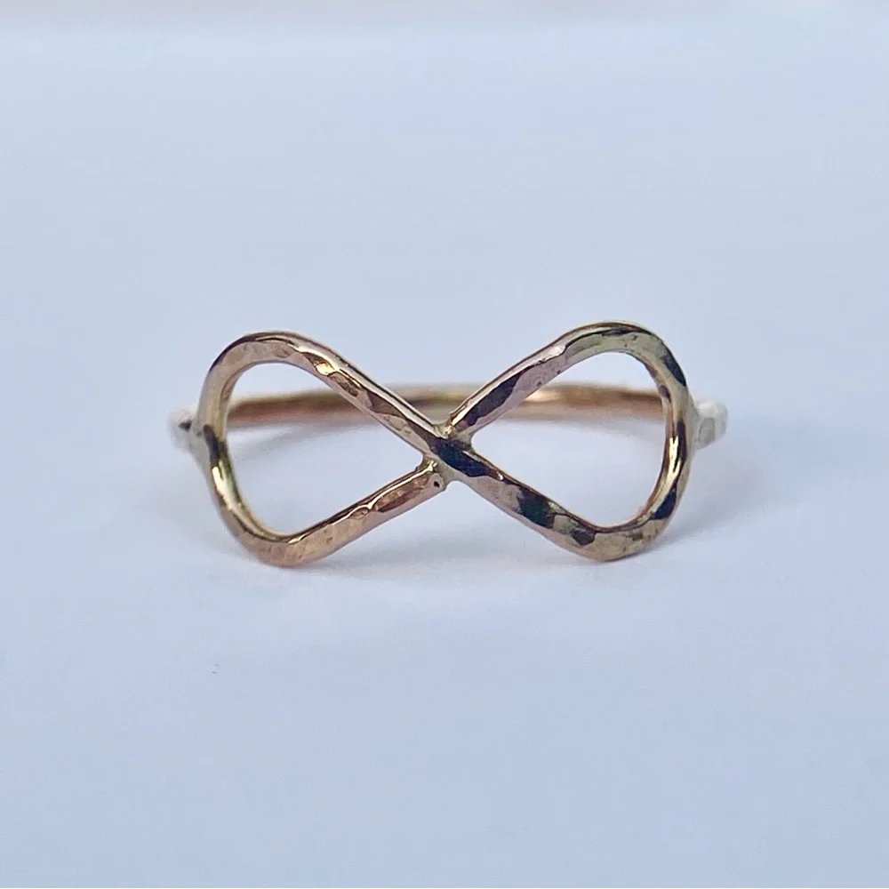 Infinity Symbol ring, handmade 14k Gold filled ring, made to order - Picture 2 of 7